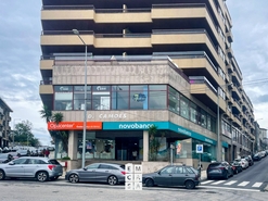 Garagem T0 - Santiago de Riba-Ul, Oliveira de Azem�is, Aveiro - Miniatura: 1/10