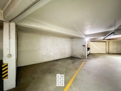 Garagem T0 - Santiago de Riba-Ul, Oliveira de Azem�is, Aveiro - Miniatura: 3/10