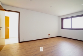 Apartamento T4 - Santiago de Riba-Ul, Oliveira de Azem�is, Aveiro - Miniatura: 8/24
