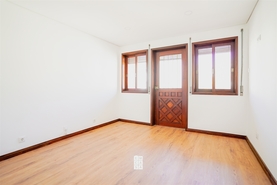 Apartamento T4 - Santiago de Riba-Ul, Oliveira de Azem�is, Aveiro - Miniatura: 14/24