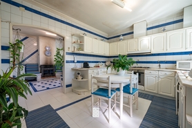 Moradia T5 - Santiago de Riba-Ul, Oliveira de Azem�is, Aveiro - Miniatura: 15/24