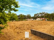 Moradia T4 - Macieira de Sarnes, Oliveira de Azemis, Aveiro - Miniatura: 3/9