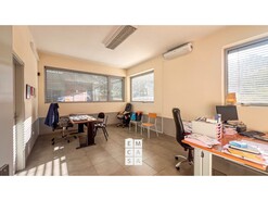 Armaz�m T0 - Santiago de Riba-Ul, Oliveira de Azem�is, Aveiro - Miniatura: 6/24