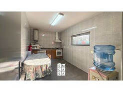 Armaz�m T0 - Santiago de Riba-Ul, Oliveira de Azem�is, Aveiro - Miniatura: 10/24