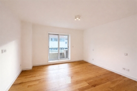 Apartamento T4 - Santiago de Riba-Ul, Oliveira de Azem�is, Aveiro - Miniatura: 13/18