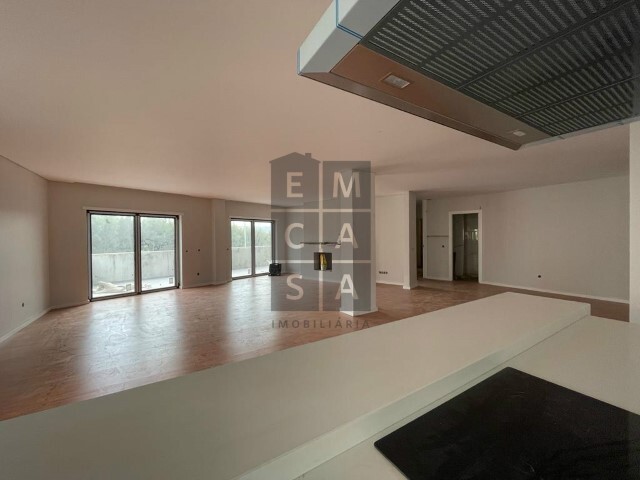 Apartamento T3 - Oliveira de Azemeis, Oliveira de Azeméis, Aveiro - Imagem grande