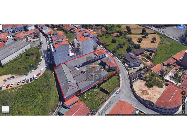 Armaz�m T0 - Santiago de Riba-Ul, Oliveira de Azem�is, Aveiro - Imagem grande