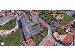 Armaz�m T0 - Santiago de Riba-Ul, Oliveira de Azem�is, Aveiro