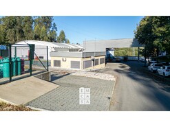 Armaz�m T0 - Santiago de Riba-Ul, Oliveira de Azem�is, Aveiro