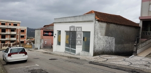 Armaz�m T0 - Santiago de Riba-Ul, Oliveira de Azem�is, Aveiro - Miniatura: 8/24