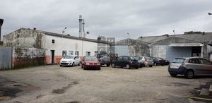 Armaz�m T0 - Santiago de Riba-Ul, Oliveira de Azem�is, Aveiro - Miniatura: 14/24