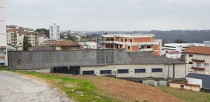 Armaz�m T0 - Santiago de Riba-Ul, Oliveira de Azem�is, Aveiro - Miniatura: 16/24