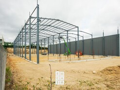 Armaz�m T0 - Escap�es, Santa Maria da Feira, Aveiro - Miniatura: 1/18