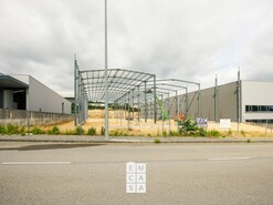 Armaz�m T0 - Escap�es, Santa Maria da Feira, Aveiro - Miniatura: 3/18