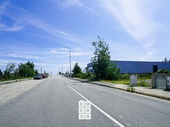 Armaz�m T0 - Escap�es, Santa Maria da Feira, Aveiro - Miniatura: 14/18