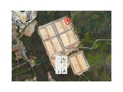 Armaz�m T0 - Escap�es, Santa Maria da Feira, Aveiro - Miniatura: 18/18