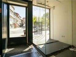 Pr�dio T0 - Oliveira, S�o Paio e S�o Sebasti�o, Guimar�es, Braga - Miniatura: 11/24