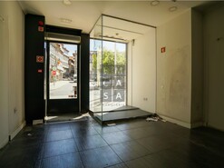 Pr�dio T0 - Oliveira, S�o Paio e S�o Sebasti�o, Guimar�es, Braga - Miniatura: 12/24