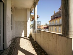 Pr�dio T0 - Oliveira, S�o Paio e S�o Sebasti�o, Guimar�es, Braga - Miniatura: 24/24