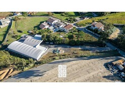 Armaz�m T0 - Santiago de Riba-Ul, Oliveira de Azem�is, Aveiro - Miniatura: 17/24