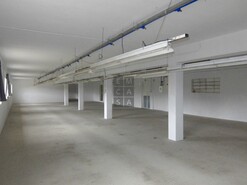 Armaz�m T0 - Santiago de Riba-Ul, Oliveira de Azem�is, Aveiro - Miniatura: 1/21