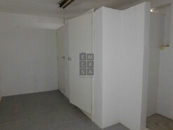 Armaz�m T0 - Santiago de Riba-Ul, Oliveira de Azem�is, Aveiro - Miniatura: 7/21