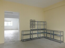 Armaz�m T0 - Santiago de Riba-Ul, Oliveira de Azem�is, Aveiro - Miniatura: 9/21