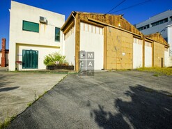 Armaz�m T0 - Lourosa, Santa Maria da Feira, Aveiro - Miniatura: 2/24