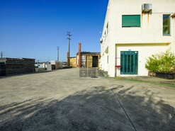 Armaz�m T0 - Lourosa, Santa Maria da Feira, Aveiro - Miniatura: 3/24