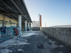 Armaz�m T0 - Lourosa, Santa Maria da Feira, Aveiro - Miniatura: 14/24