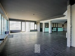 Loja T0 - Santiago de Riba-Ul, Oliveira de Azem�is, Aveiro - Miniatura: 1/20