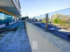 Loja T0 - Santiago de Riba-Ul, Oliveira de Azem�is, Aveiro - Miniatura: 11/20