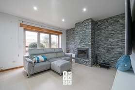 Moradia T3 - Pinheiro da Bemposta, Oliveira de Azem�is, Aveiro - Miniatura: 12/24