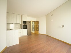 Moradia T3 - Pinheiro da Bemposta, Oliveira de Azem�is, Aveiro