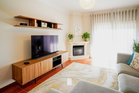 Apartamento T2 - Mosteir�, Santa Maria da Feira, Aveiro