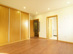 Moradia T3 - Pinheiro da Bemposta, Oliveira de Azem�is, Aveiro - Miniatura: 6/18