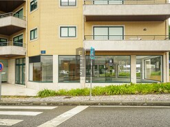 Loja T0 - Santiago de Riba-Ul, Oliveira de Azem�is, Aveiro - Miniatura: 1/16