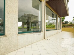 Loja T0 - Santiago de Riba-Ul, Oliveira de Azem�is, Aveiro - Miniatura: 15/16