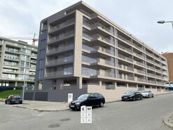 Apartamento T2 - Gl�ria, Aveiro, Aveiro - Miniatura: 14/15