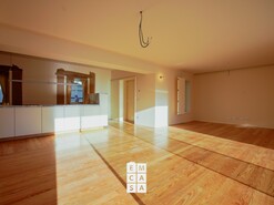 Moradia T3 - S�o Jo�o da Madeira, S�o Jo�o da Madeira, Aveiro - Miniatura: 20/24