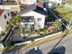 Moradia T4 - Santiago de Riba-Ul, Oliveira de Azem�is, Aveiro - Miniatura: 12/25