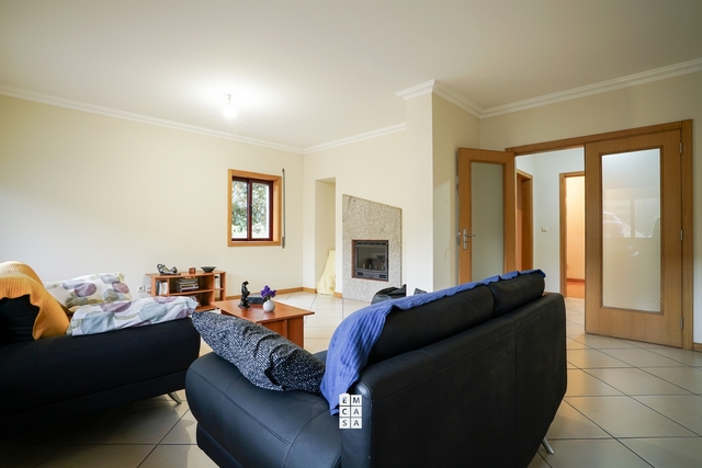 Apartamento T2 - Santiago de Riba-Ul, Oliveira de Azem�is, Aveiro - Imagem grande