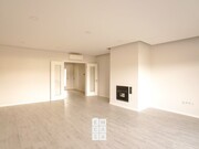 Apartamento T3 - Oliveira de Azemeis, Oliveira de Azemis, Aveiro - Miniatura: 1/9