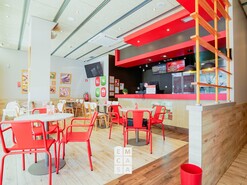 Loja T0 - Santa Maria da Feira, Santa Maria da Feira, Aveiro - Miniatura: 1/24