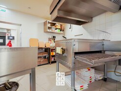 Loja T0 - Santa Maria da Feira, Santa Maria da Feira, Aveiro - Miniatura: 19/24