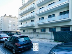 Apartamento T3 - Santiago de Riba-Ul, Oliveira de Azem�is, Aveiro