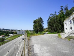 Armaz�m T0 - Vila de Cucuj�es, Oliveira de Azem�is, Aveiro - Miniatura: 4/24