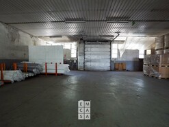 Armaz�m T0 - Vila de Cucuj�es, Oliveira de Azem�is, Aveiro - Miniatura: 15/24