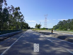 Armaz�m T0 - Loureiro, Oliveira de Azem�is, Aveiro - Miniatura: 19/20