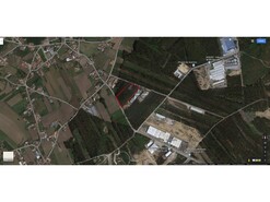 Armaz�m T0 - Loureiro, Oliveira de Azem�is, Aveiro - Miniatura: 20/20